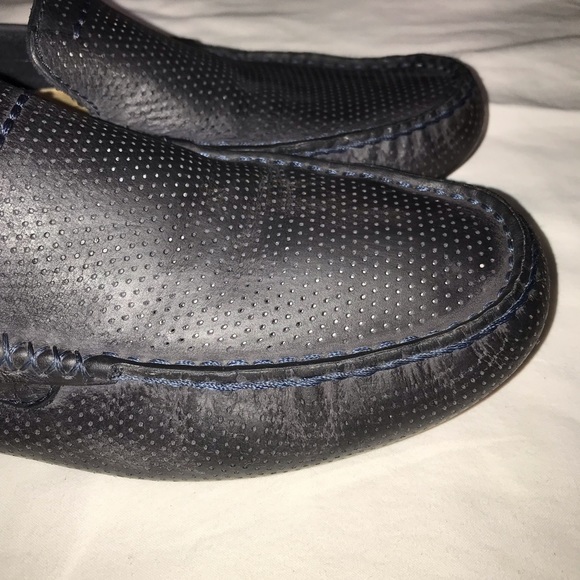 Size 9 Men’s UGS!!!! main image 7